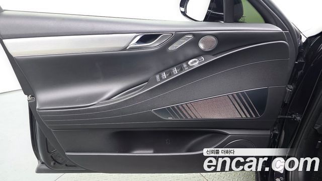 Genesis Electrified G80 (RG3) e-AWD 2022 — фото 24