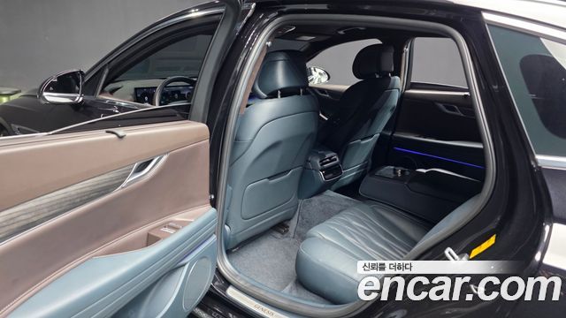 Genesis G80 (RG3) Gasoline 2.5 Turbo AWD 2025 — фото 26