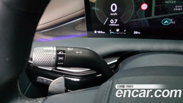 Genesis G80 (RG3) Gasoline 2.5 Turbo AWD 2025 — фото 40