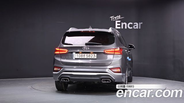 Hyundai Santa Fe (TM) Diesel 2.2 4WD Inspiration 2020 — фото 4