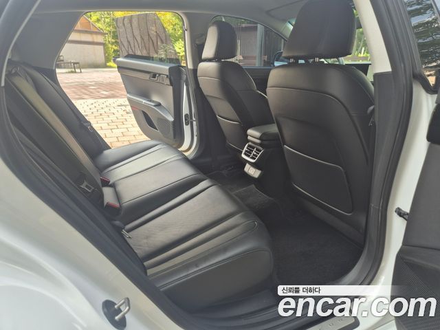 Hyundai Grandeur (GN7) 3.5 LPG 2WD Premium 2023 — фото 10