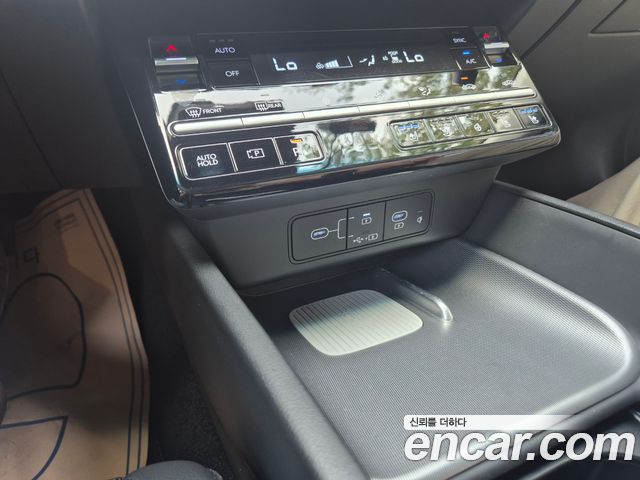 Hyundai Grandeur (GN7) 3.5 LPG 2WD Premium 2023 — фото 18
