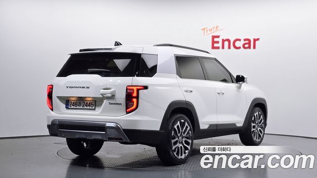 KG Mobility (SsangYong) Torres Gasoline 1.5 4WD T7 2023 — фото 2