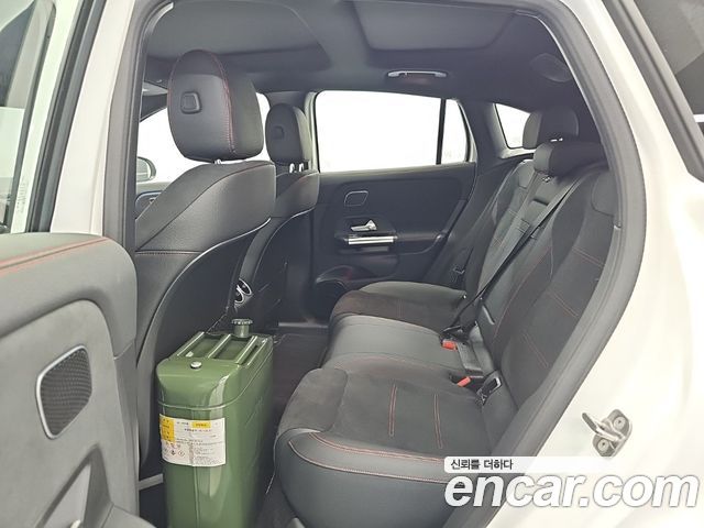 Mercedes-Benz EQA (H243) EQA250 AMG Line 2026 — фото 16