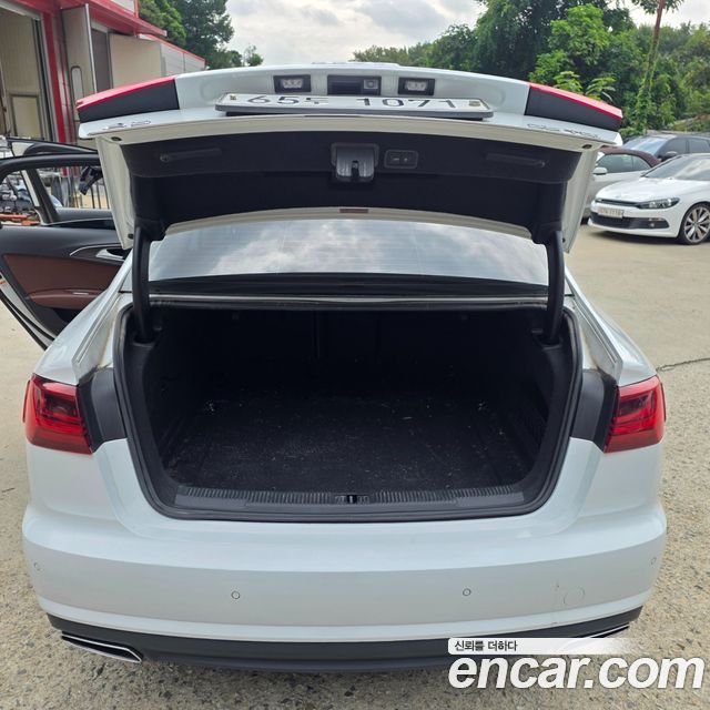 Audi A6 35 TDI Premium C7 2016 — фото 20