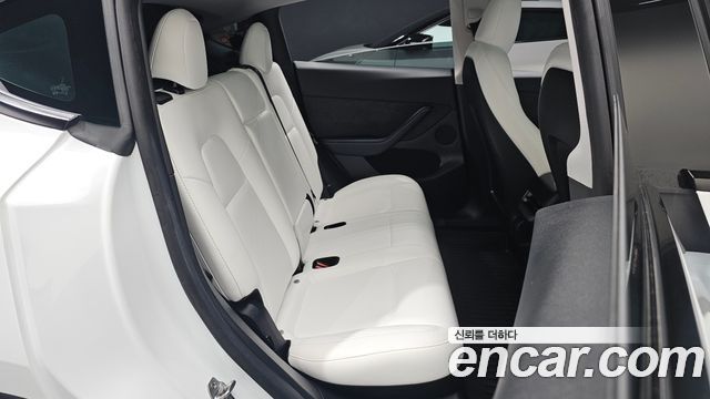 Tesla Model Y RWD 2023 — фото 15
