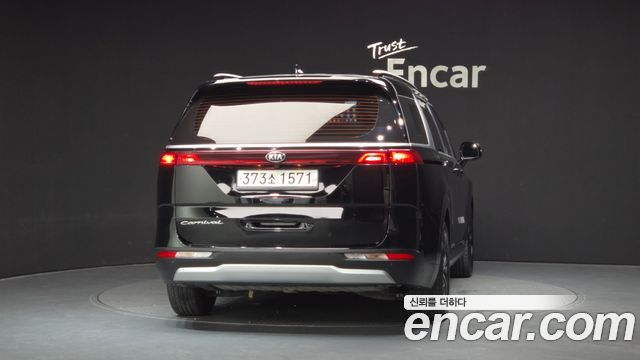 Kia Carnival (IV) Diesel 9-Seater Prestige 2021 — фото 4