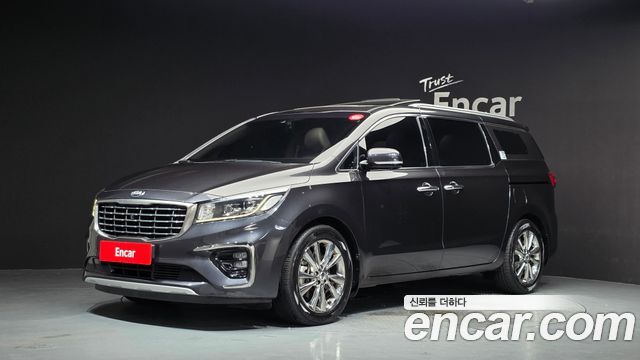 Kia Carnival 9-Seater Noblesse Special 2019 — фото 1