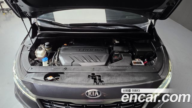 Kia Carnival 9-Seater Noblesse Special 2019 — фото 6