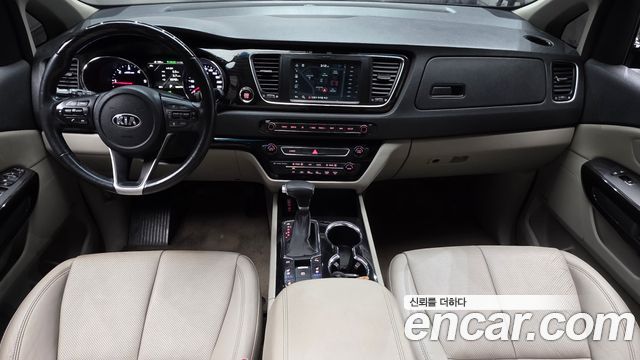 Kia Carnival 9-Seater Noblesse Special 2019 — фото 7