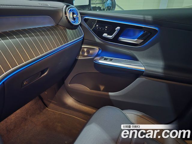 Mercedes-Benz GLC-Class (X254) GLC300 4MATIC Coupe 2025 — фото 10