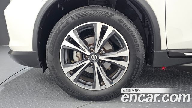 Nissan X-Trail 2.5 4WD 2018 — фото 5