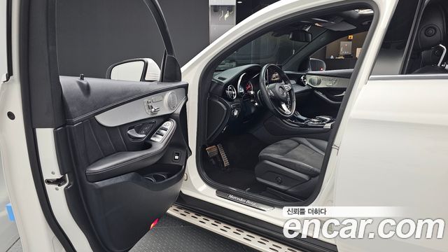 Mercedes-Benz GLC-Class (X253) GLC300 4MATIC AMG Line Coupe 2019 — фото 10