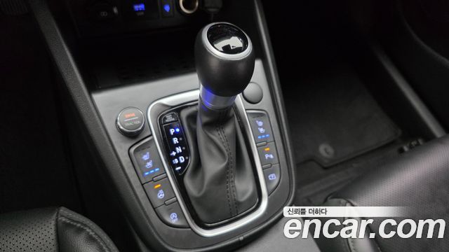 Hyundai Kona Gasoline 2.0 2WD Modern Choice 2023 — фото 9