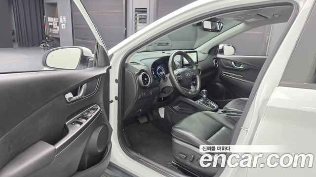 Hyundai Kona Gasoline 2.0 2WD Modern Choice 2023 — фото 10
