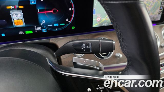Mercedes-Benz E-Class (W213) E220d 4MATIC Exclusive 2023 — фото 9
