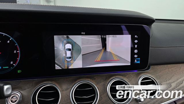 Mercedes-Benz E-Class (W213) E220d 4MATIC Exclusive 2023 — фото 15