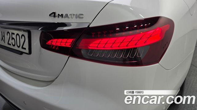 Mercedes-Benz E-Class (W213) E220d 4MATIC Exclusive 2023 — фото 23