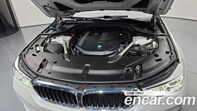 BMW 6 Series GT (G32) 630i xDrive M Sport 2020 — фото 6