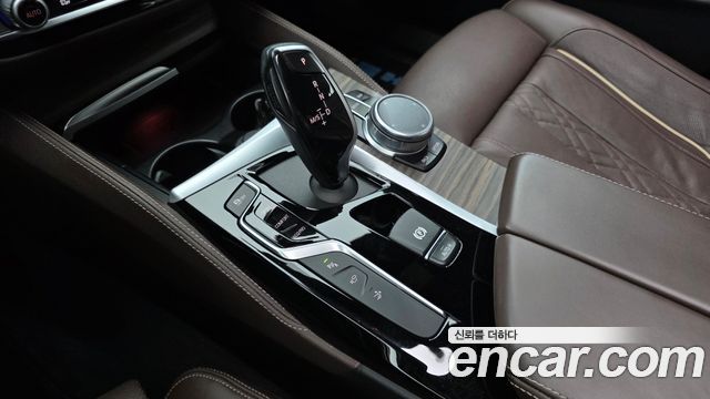 BMW 6 Series GT (G32) 630i xDrive M Sport 2020 — фото 9