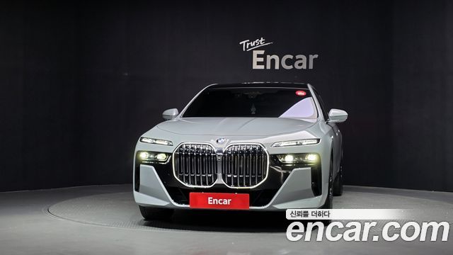 BMW 7 Series (G70) 740i xDrive M Sport 2025 — фото 3
