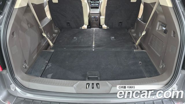Ford Explorer (VI) 3.0 Platinum 4WD 2022 — фото 16
