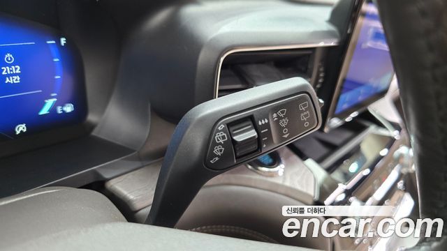 Ford Explorer (VI) 3.0 Platinum 4WD 2022 — фото 20