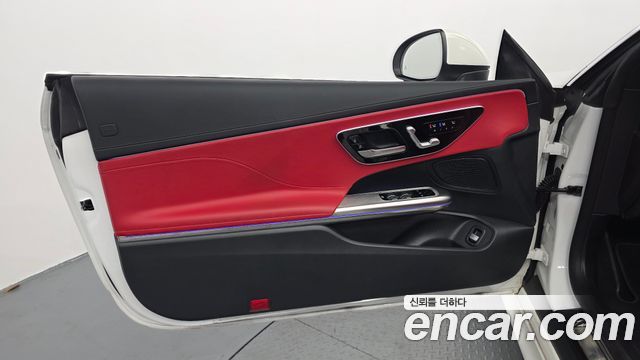 Mercedes-Benz CLE-Class (C236) CLE200 Cabriolet 2024 — фото 24