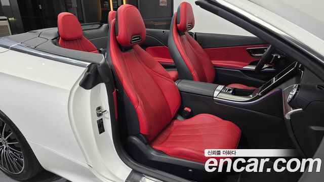 Mercedes-Benz CLE-Class (C236) CLE200 Cabriolet 2024 — фото 26