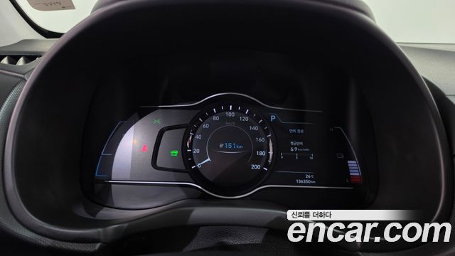 Hyundai Kona Electric Premium 2020 — фото 8