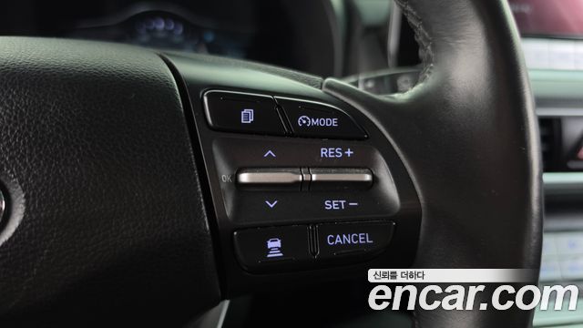 Hyundai Kona Electric Premium 2020 — фото 17