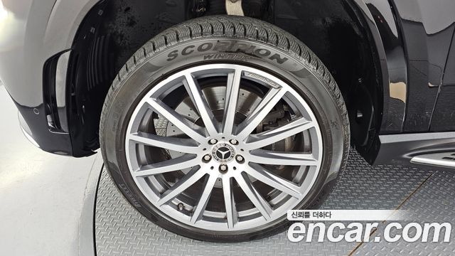 Mercedes-Benz GLS-Class (X167) GLS580 4MATIC 2022 — фото 5