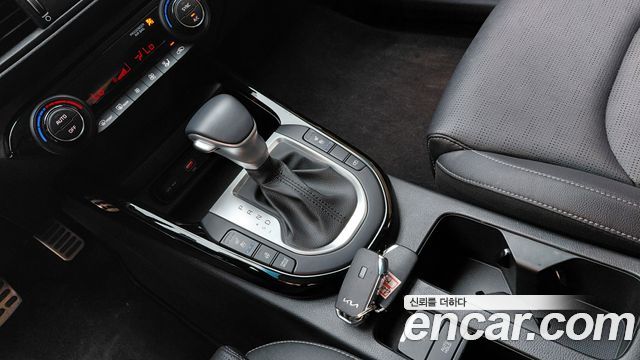 Kia K3 (II) 1.6 Prestige 2023 — фото 9