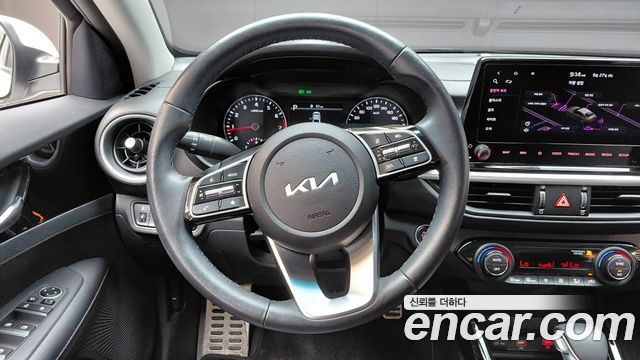 Kia K3 (II) 1.6 Prestige 2023 — фото 14