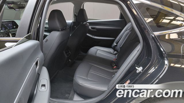 Hyundai Sonata (DN8) 2.0 LPG(rental car) Style 2022 — фото 11