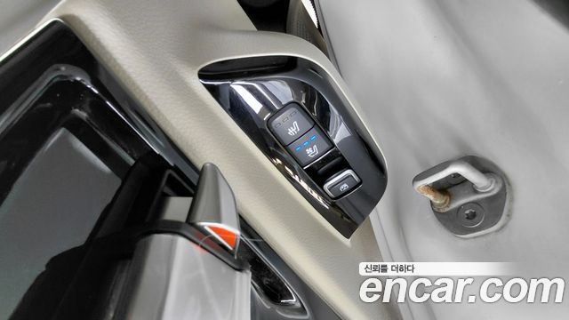 Kia Carnival (IV) Gasoline 9-Seater Signature 2023 — фото 17