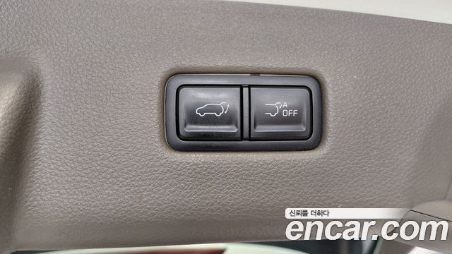 Kia Carnival (IV) Gasoline 9-Seater Signature 2023 — фото 19