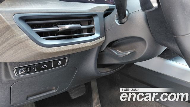 Kia K8 2.5 Gasoline 2WD Noblesse 2022 — фото 20