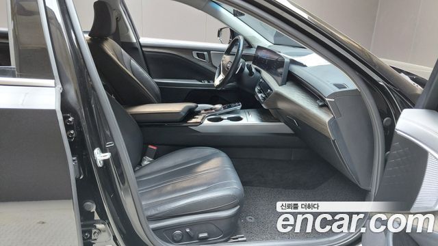 Kia K8 2.5 Gasoline 2WD Noblesse 2022 — фото 26