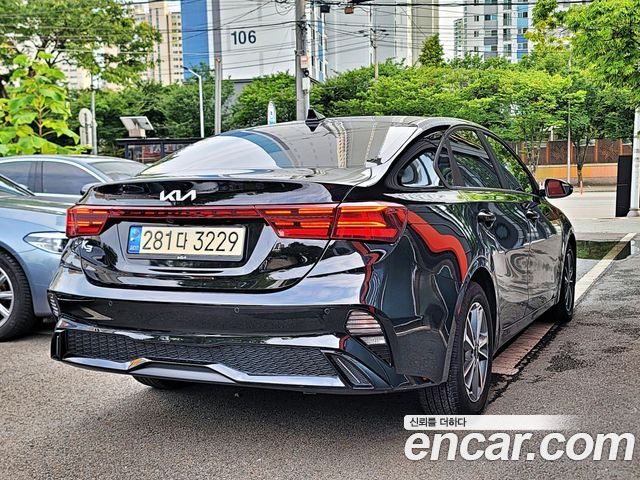 Kia K3 (II) 1.6 Prestige 2022 — фото 2