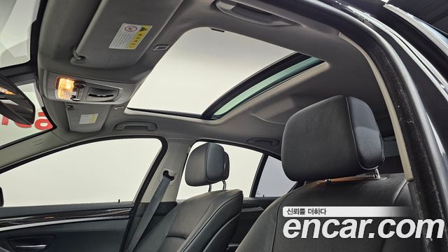 BMW 5 Series (F10) 528i 2013 — фото 23
