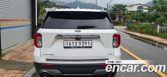 Ford Explorer (VI) 2.3 LimIted 4WD 2020 — фото 4
