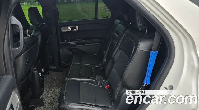 Ford Explorer (VI) 2.3 LimIted 4WD 2020 — фото 10