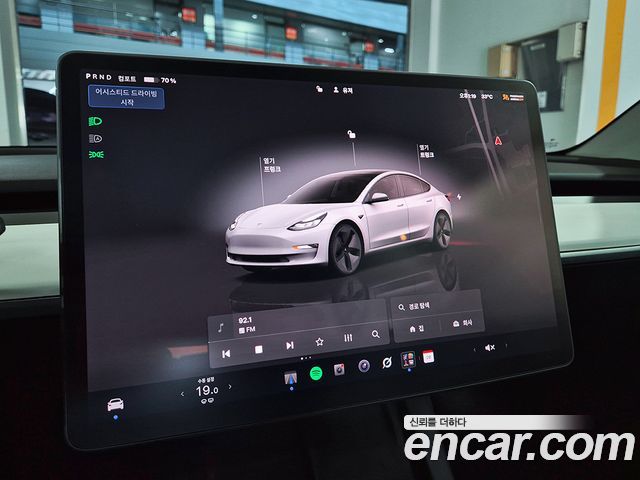 Tesla Model 3 Long Range AWD 2022 — фото 16