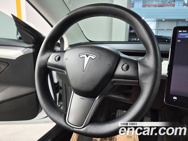 Tesla Model 3 Long Range AWD 2022 — фото 18