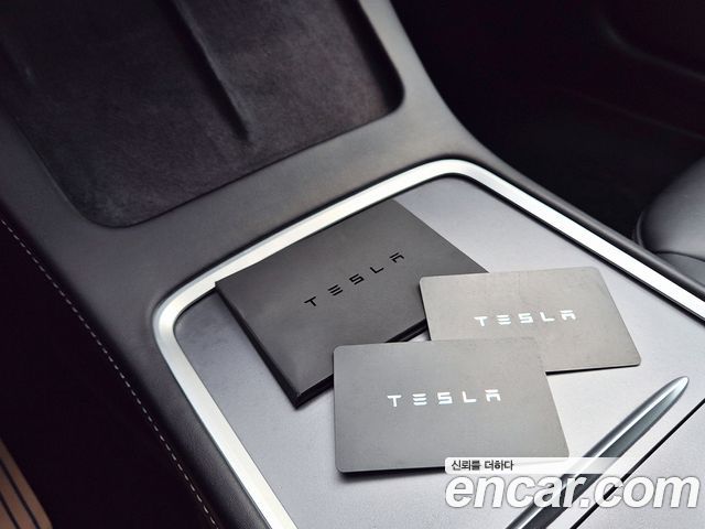 Tesla Model 3 Long Range AWD 2022 — фото 24