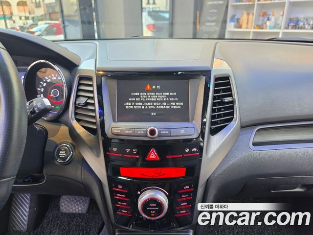 KG Mobility (SsangYong) Tivoli LX 4WD 2017 — фото 15