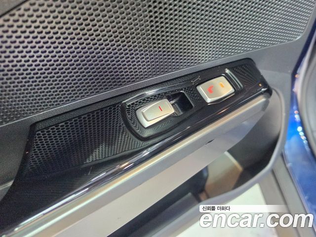 KG Mobility (SsangYong) Tivoli LX 4WD 2017 — фото 22
