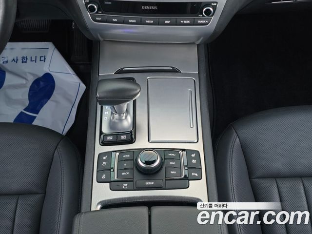 Genesis G80 3.8 GDI Premium Luxury 2019 — фото 18