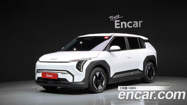 Kia EV3 Long Range 2WD AIr 2025 — фото 1